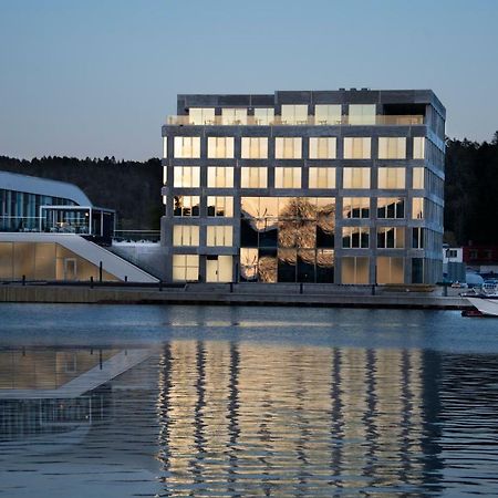 Mandal Hotel Екстериор снимка